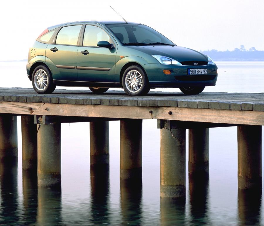  Ford Focus 1999 года  (фото 121 из 130)